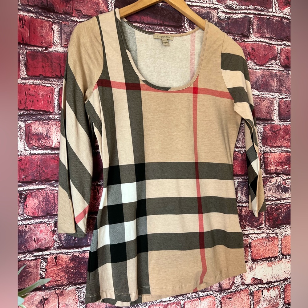 Burberry Brit Giant Check Scoop Neck 3/4 Sleeve Tee - Picture 2 of 6